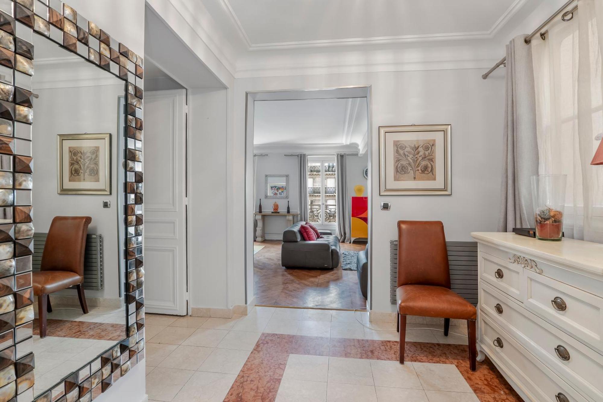 4 Bedroom Avenue Kleber Appartement *