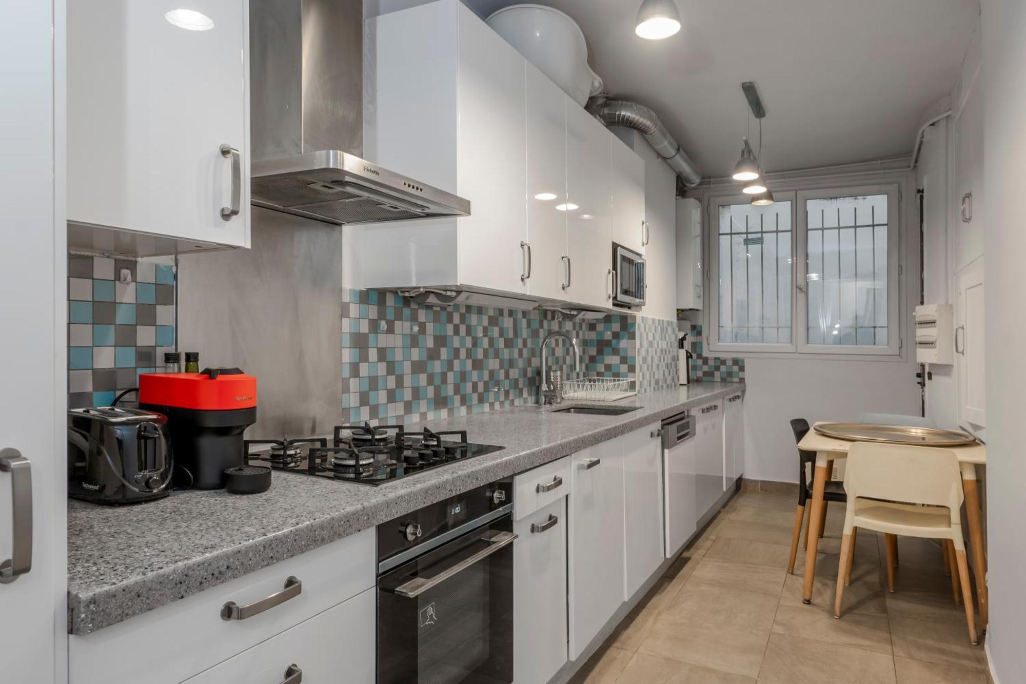 Appartement 4 Bedroom Avenue Kleber