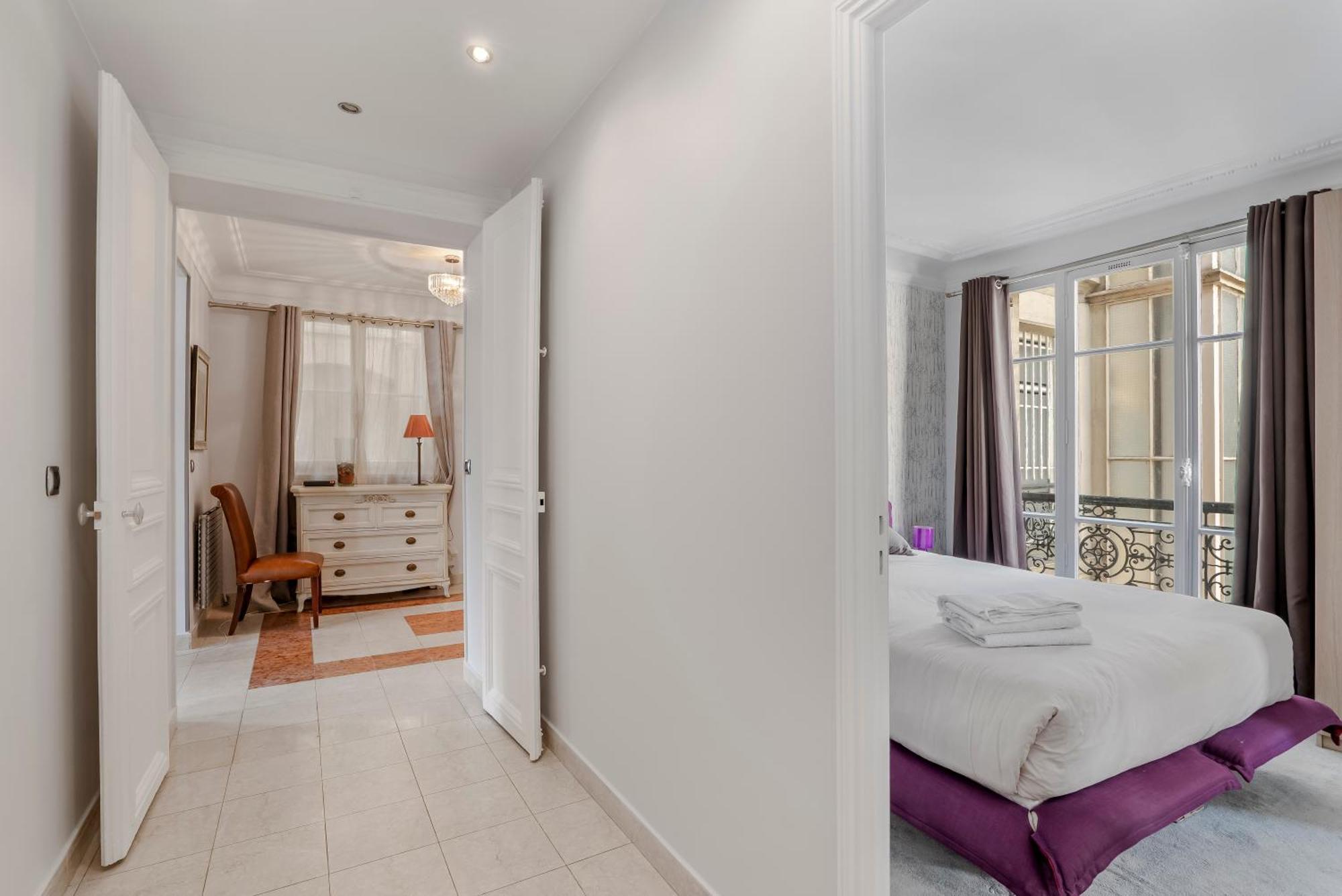 4 Bedroom Avenue Kleber * Parijs